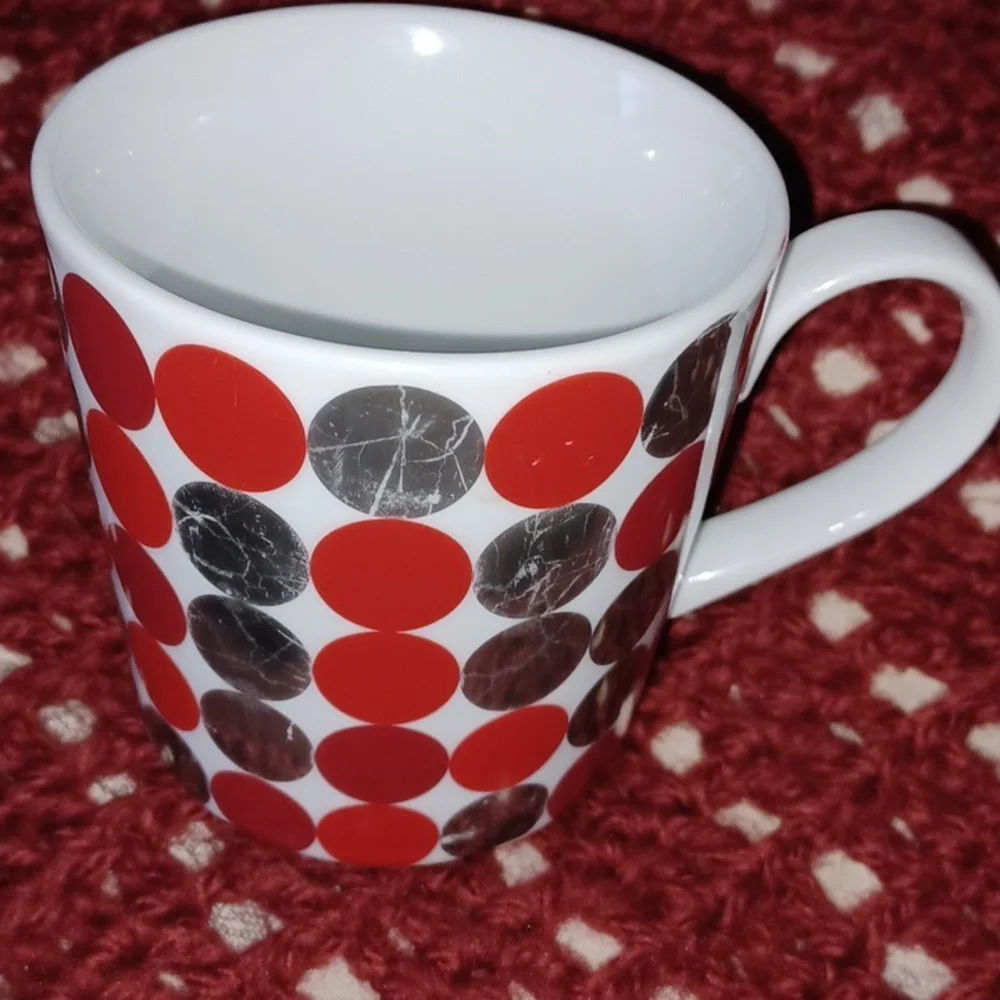 Crate&Barrel red/silver polka dot mug (100423B)